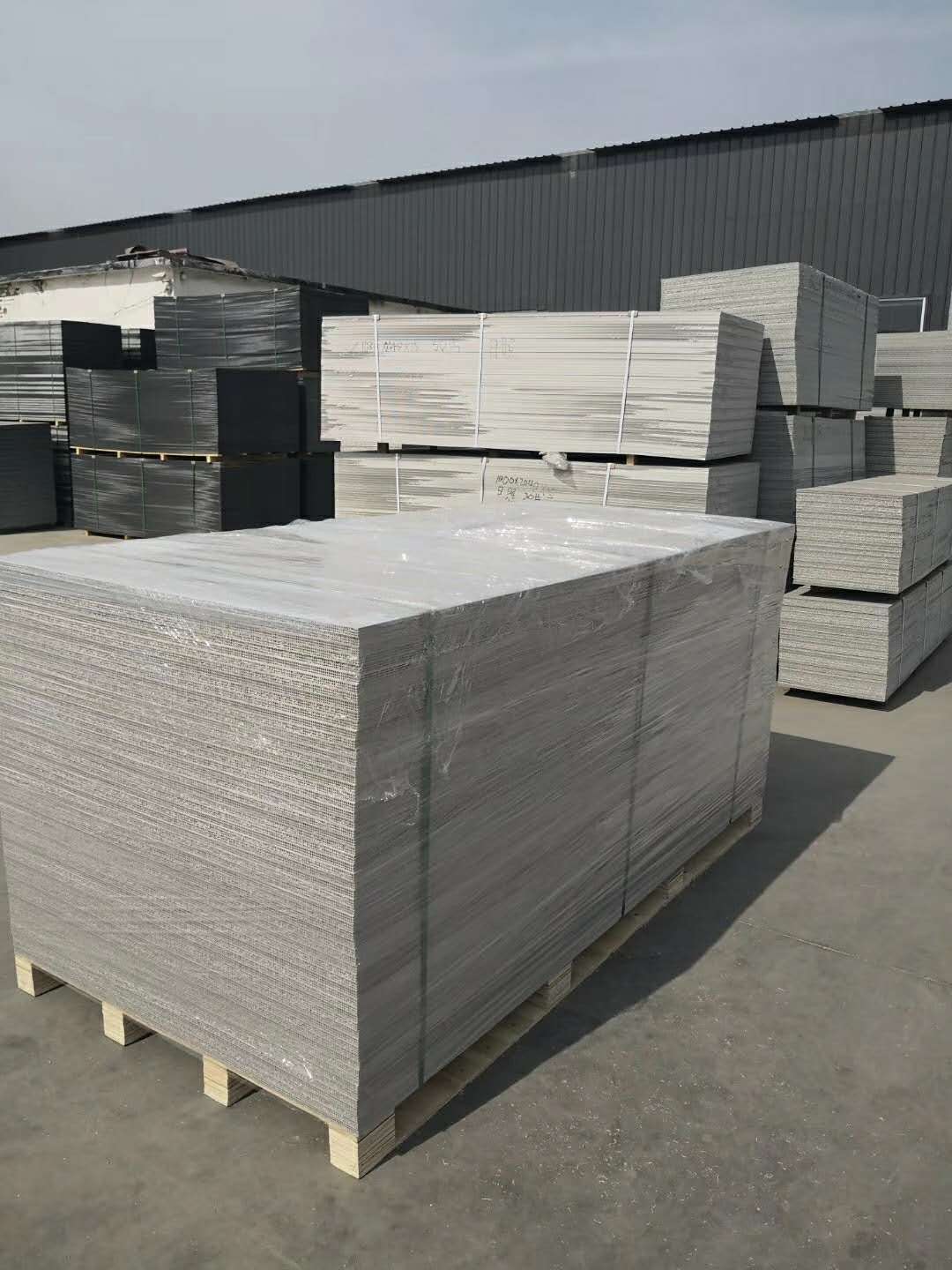 Úsáid formwork tógála san fhoirgneamh
